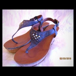 Lucky Brand thong cork wedge shoes. Sz 6.5